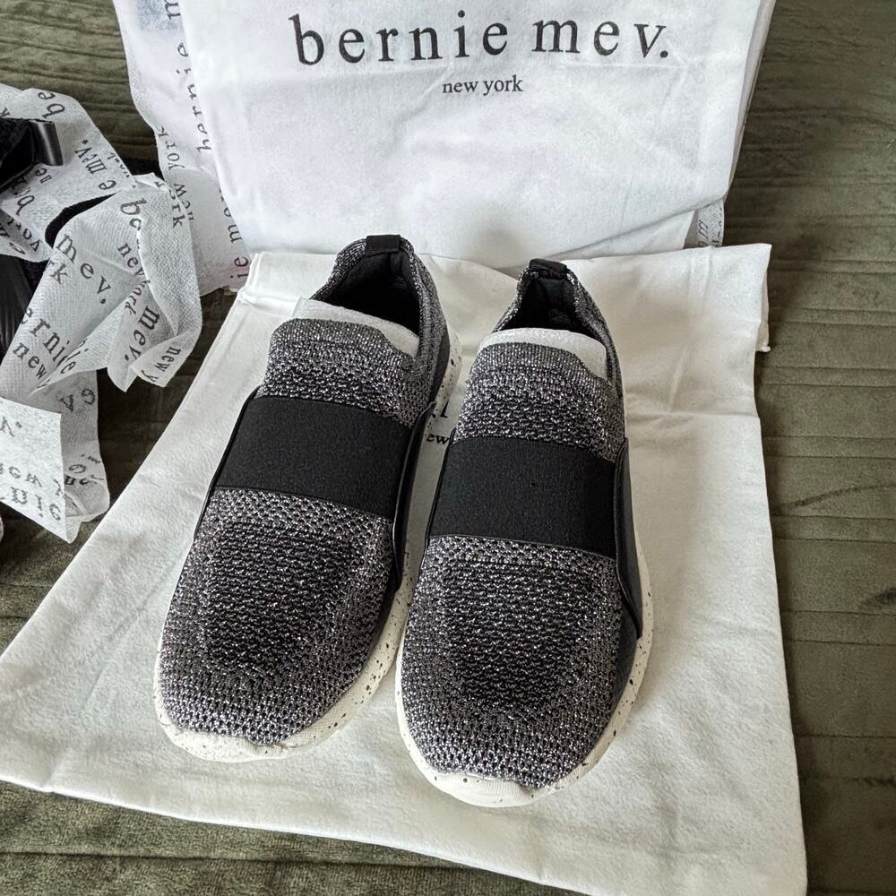 Bernie Mev New York Metallic Silver Black Slip On Sneakers Shoes Size 35 US 4